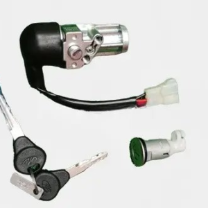 WhatsApp_Image_2022-11-09_at_6.22.06_PM-removebg-preview Key Set lock Set Mahindra Gusto Set Of 2