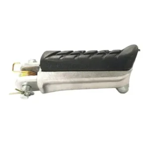 D05031_FOOTREST-ASSY-FR-RH-FOR-CBZ-XTREME-400x400 Footrest Assy Fr Rh For CBZ Xtreme product image