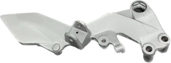 duke-200-390-250-125-front-footrest-bracket Front Footrest Bracket for Duke 125 200 250 390