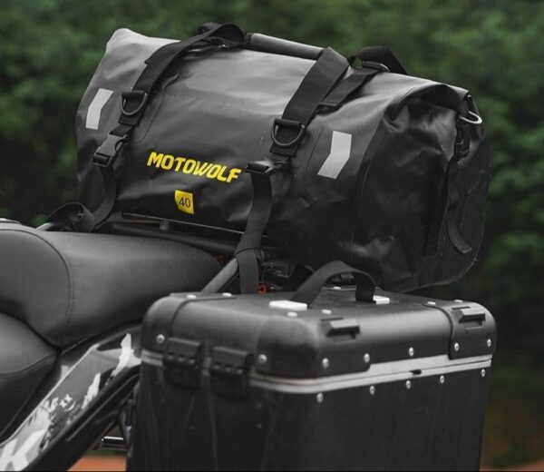 motowolf-motorcycle-tail-bag-40l-waterproof-duffel-bag-for-touring Motowolf 40L Motorcycle Tail Bag Waterproof Touring Duffel